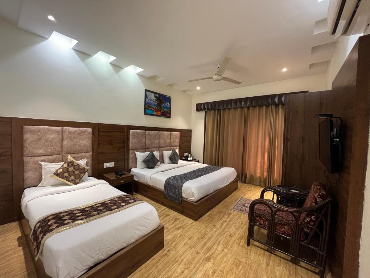 Hotel Exotic - 5 Min Walk From Golden Temple Amritsar Esterno foto